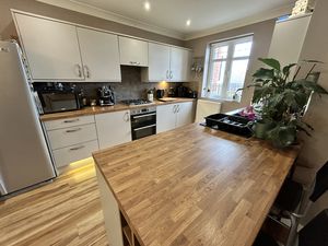 Photo 7- click for photo gallery